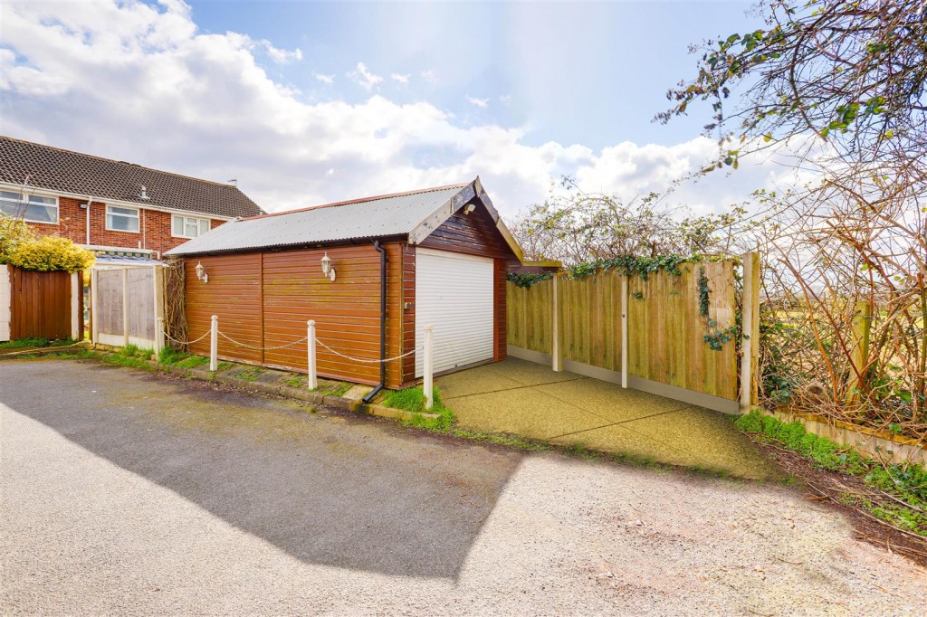 Cleveland Avenue, Draycott, Derbyshire, DE72 3QX