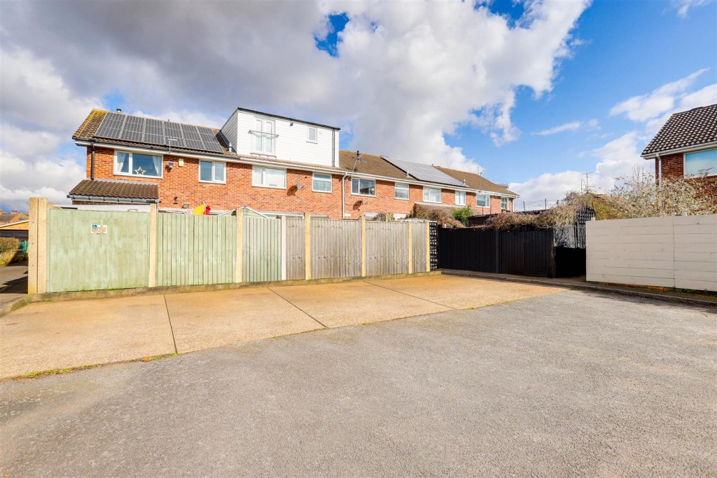 Cleveland Avenue, Draycott, Derbyshire, DE72 3QX