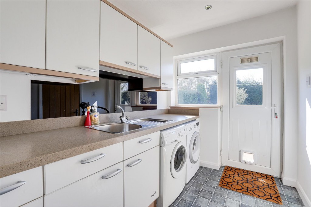 The Leys, Normanton-on-the-Wolds, Nottinghamshire, NG12 5NU