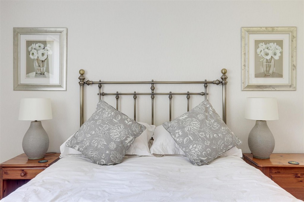 The Leys, Normanton-on-the-Wolds, Nottinghamshire, NG12 5NU