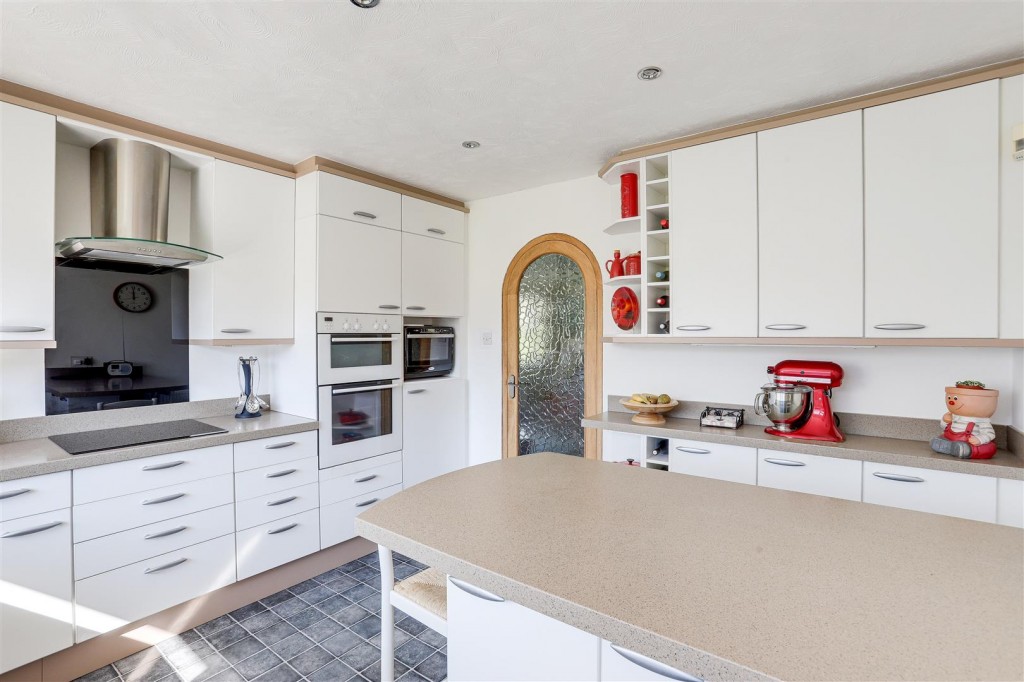 The Leys, Normanton-on-the-Wolds, Nottinghamshire, NG12 5NU