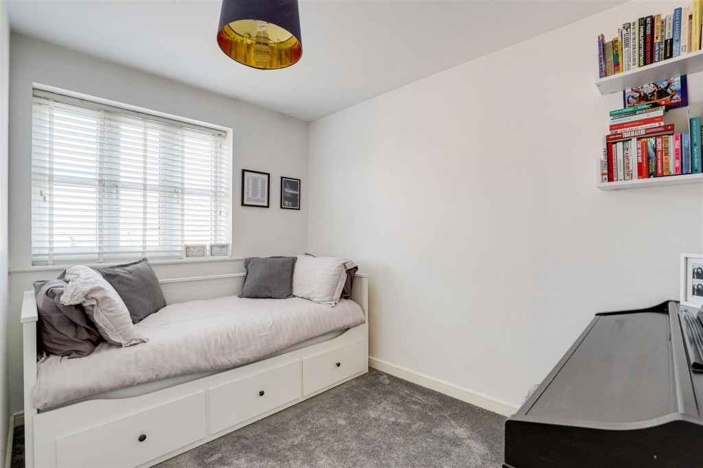 Spring Close, West Bridgford, Nottinghamshire, NG2 7YR