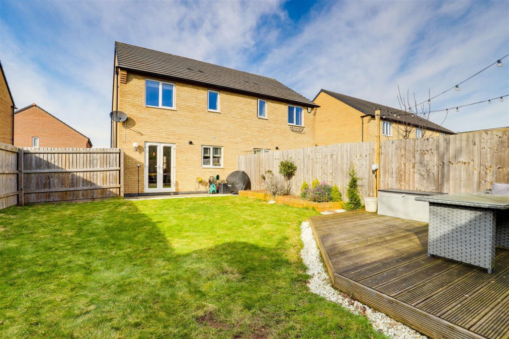 Spring Close, West Bridgford, Nottinghamshire, NG2 7YR