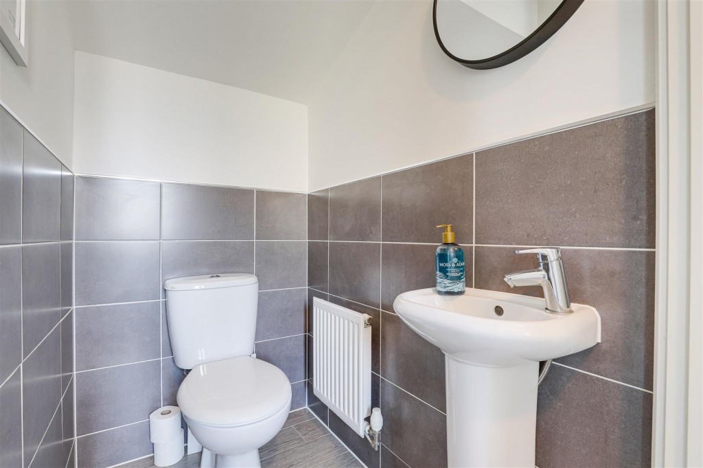 Spring Close, West Bridgford, Nottinghamshire, NG2 7YR