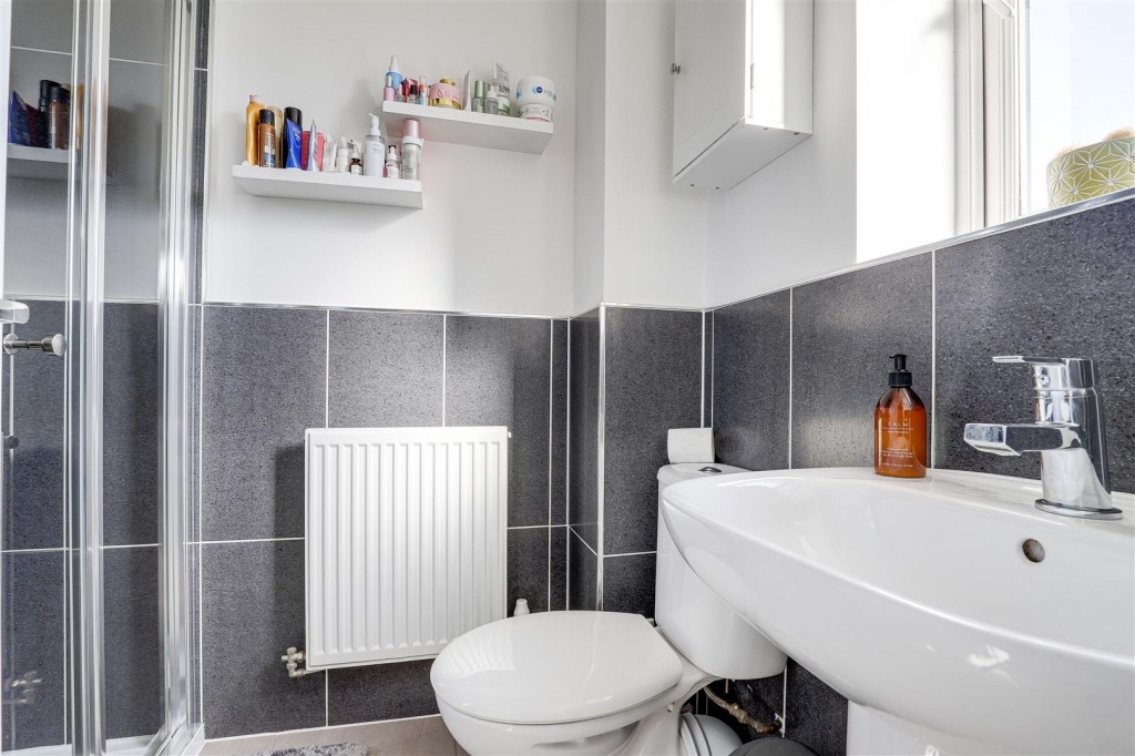 Spring Close, West Bridgford, Nottinghamshire, NG2 7YR