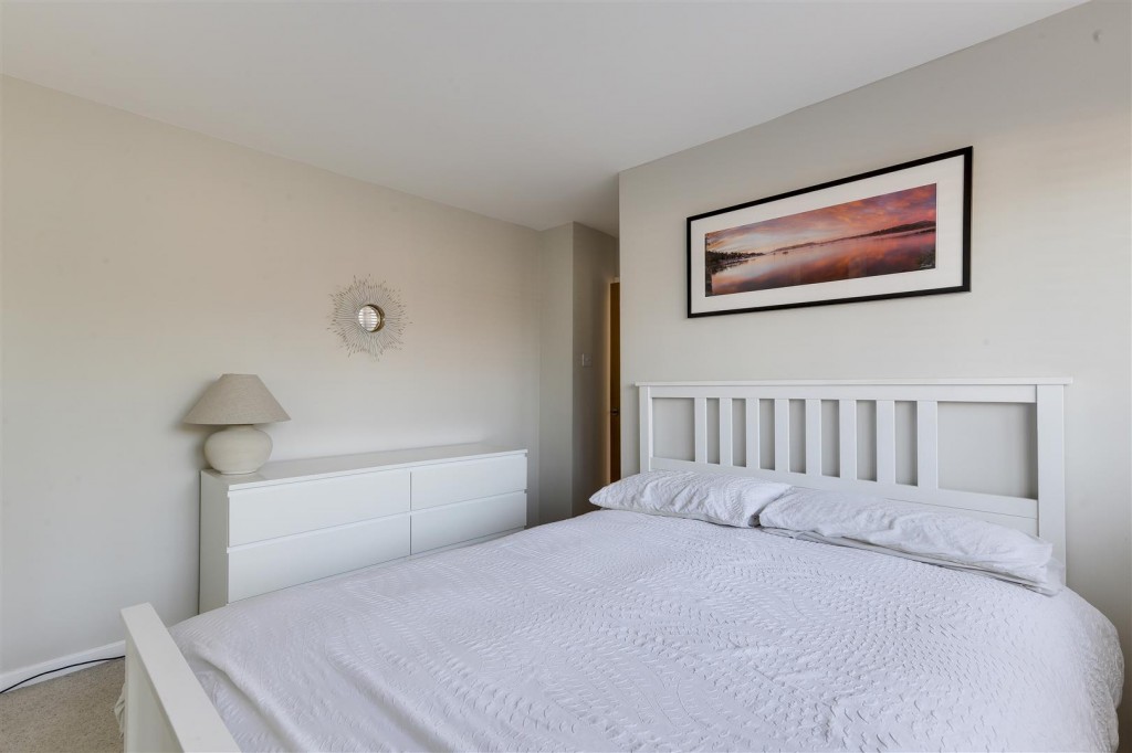 Launceston Crescent, Wilford, Nottinghamshire, NG11 7DN