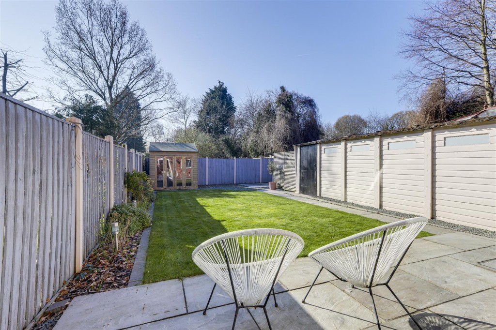 Launceston Crescent, Wilford, Nottinghamshire, NG11 7DN