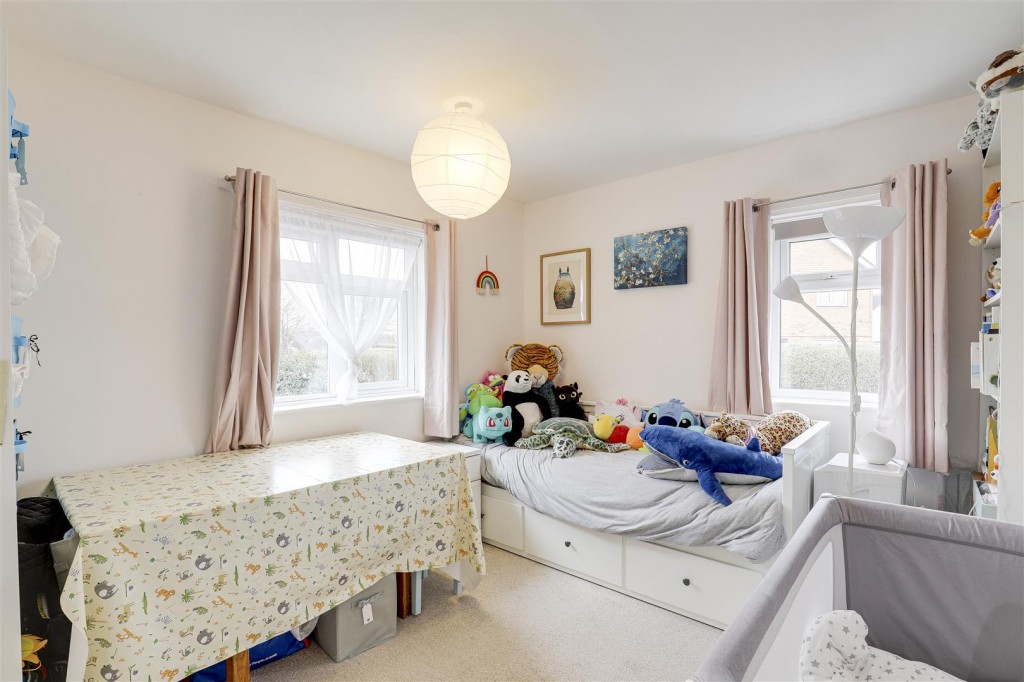 Mildenhall Crescent, Bestwood Park, Nottinghamshire, NG5 5RS