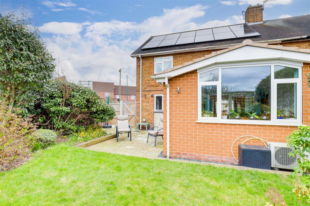Mildenhall Crescent, Bestwood Park, Nottinghamshire, NG5 5RS