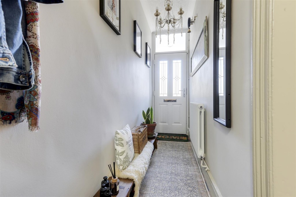 West End Villas, Lowdham, Nottinghamshire, NG14 7DH