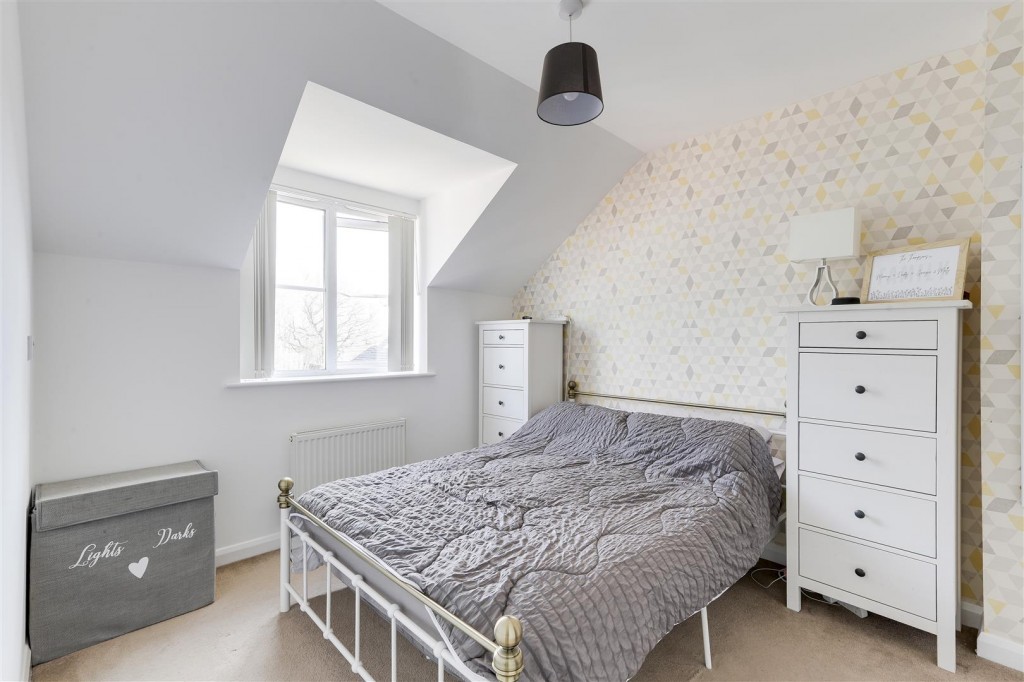 Golf Close, Bulwell, Nottinghamshire, NG6 8YZ