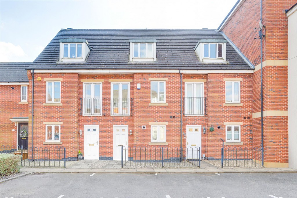 Edison Way, Arnold, Nottinghamshire, NG5 7NE
