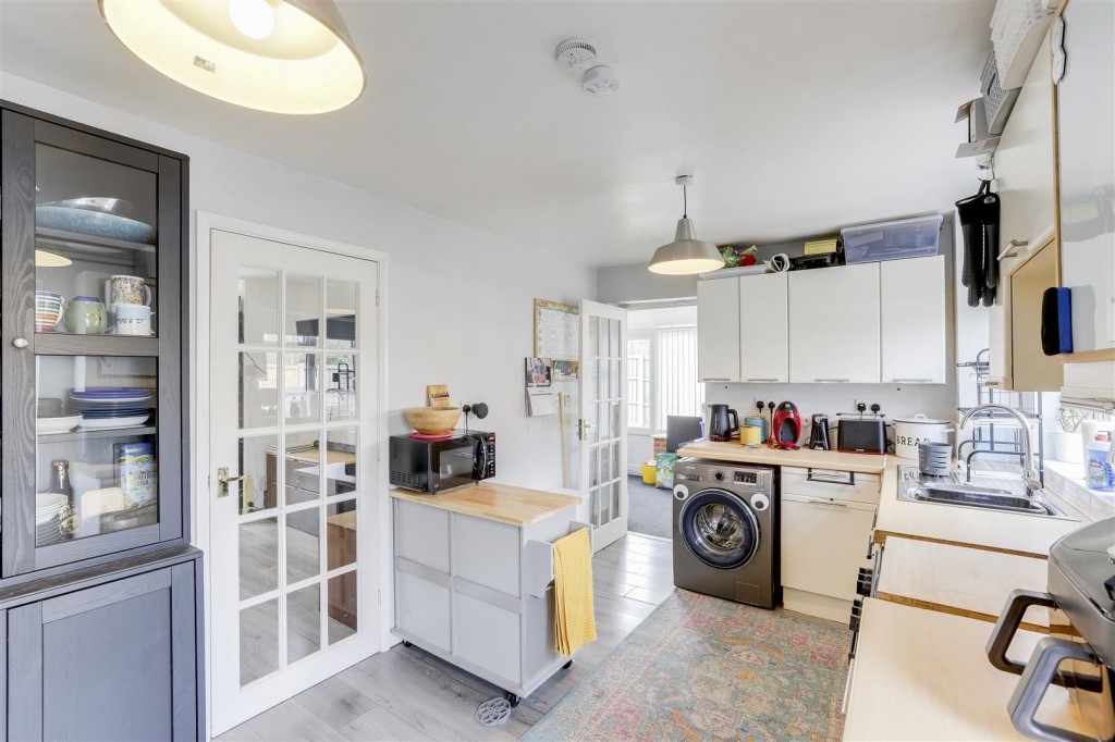 Plumtree Gardens, Calverton, Nottinghamshire, NG14 6GE