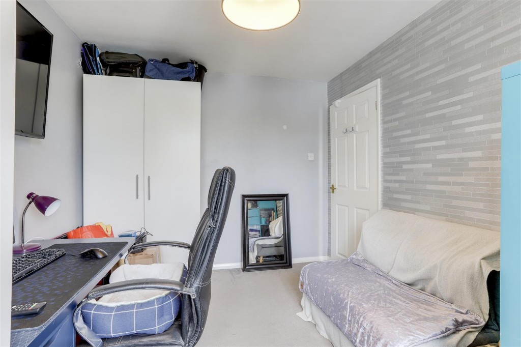 Plumtree Gardens, Calverton, Nottinghamshire, NG14 6GE