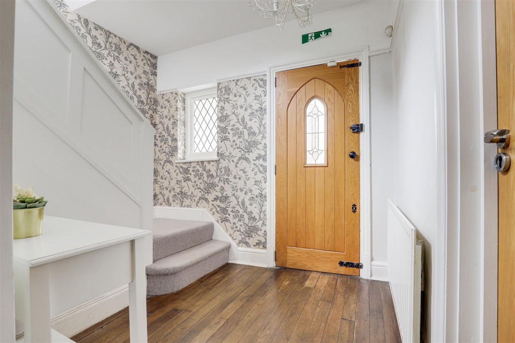 Derby Road, Beeston, Nottinghamshire, NG9 3AP