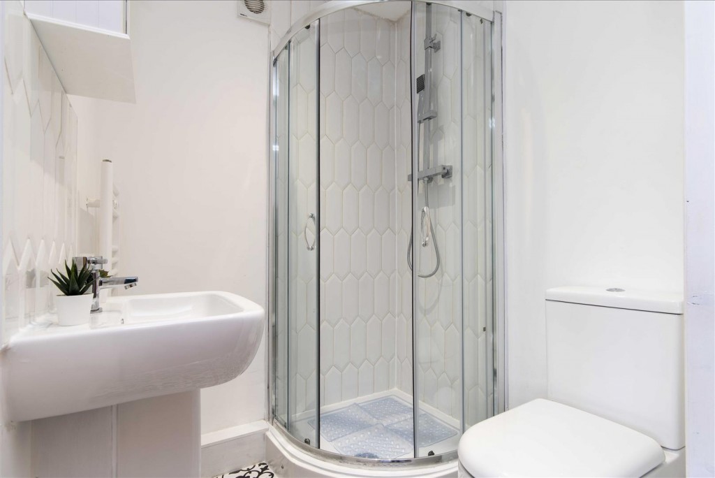 Derby Road, Beeston, Nottinghamshire, NG9 3AP