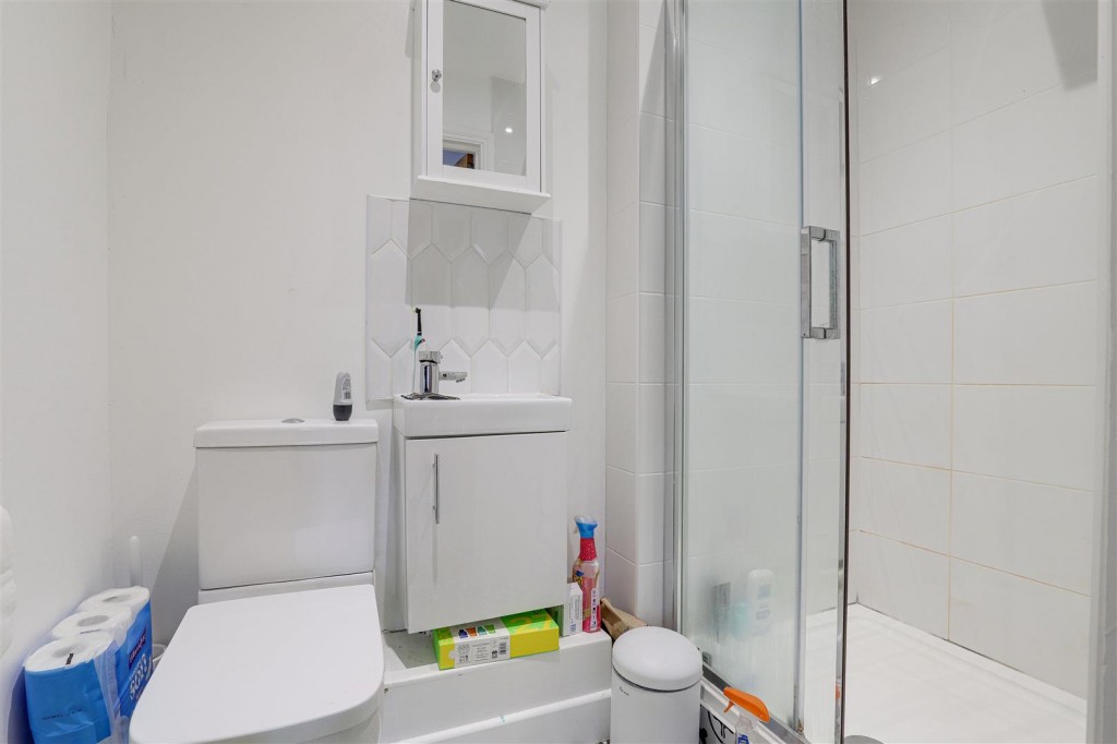 Derby Road, Beeston, Nottinghamshire, NG9 3AP