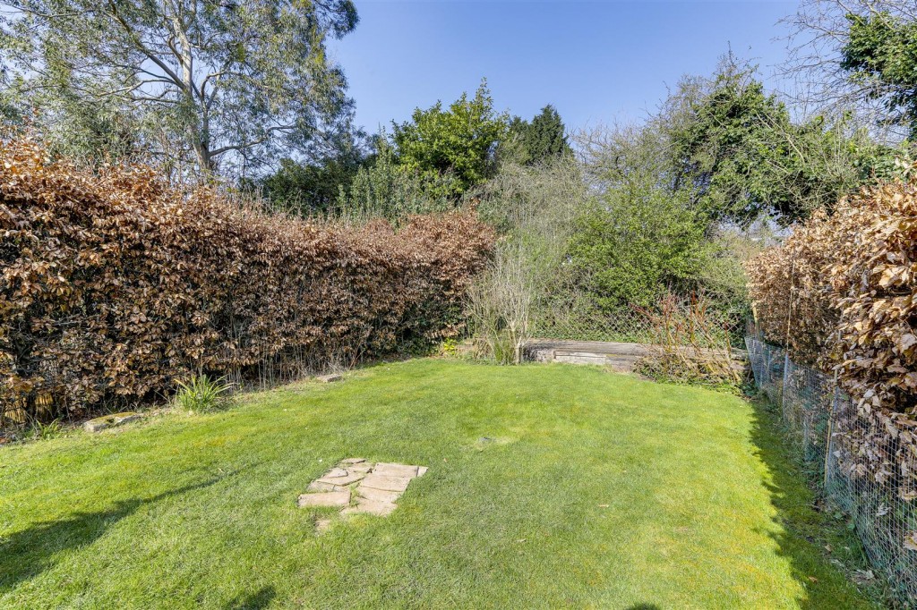 Hallam Road, Mapperley, Nottinghamshire, NG3 6HR