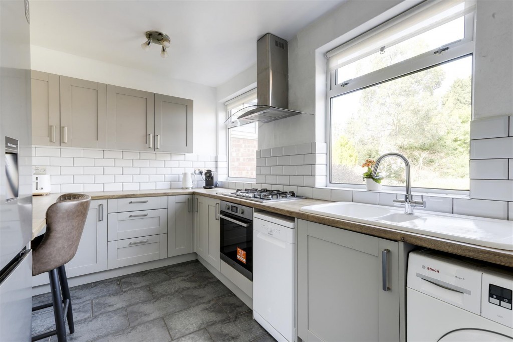 Hallam Road, Mapperley, Nottinghamshire, NG3 6HR