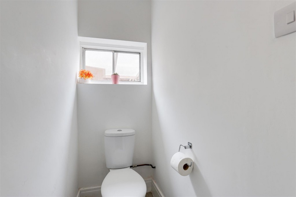 Lady Bay Road, West Bridgford, Nottinghamshire, NG2 5DT