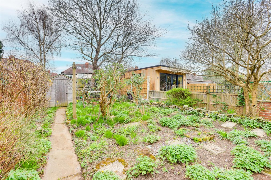 Lady Bay Road, West Bridgford, Nottinghamshire, NG2 5DT