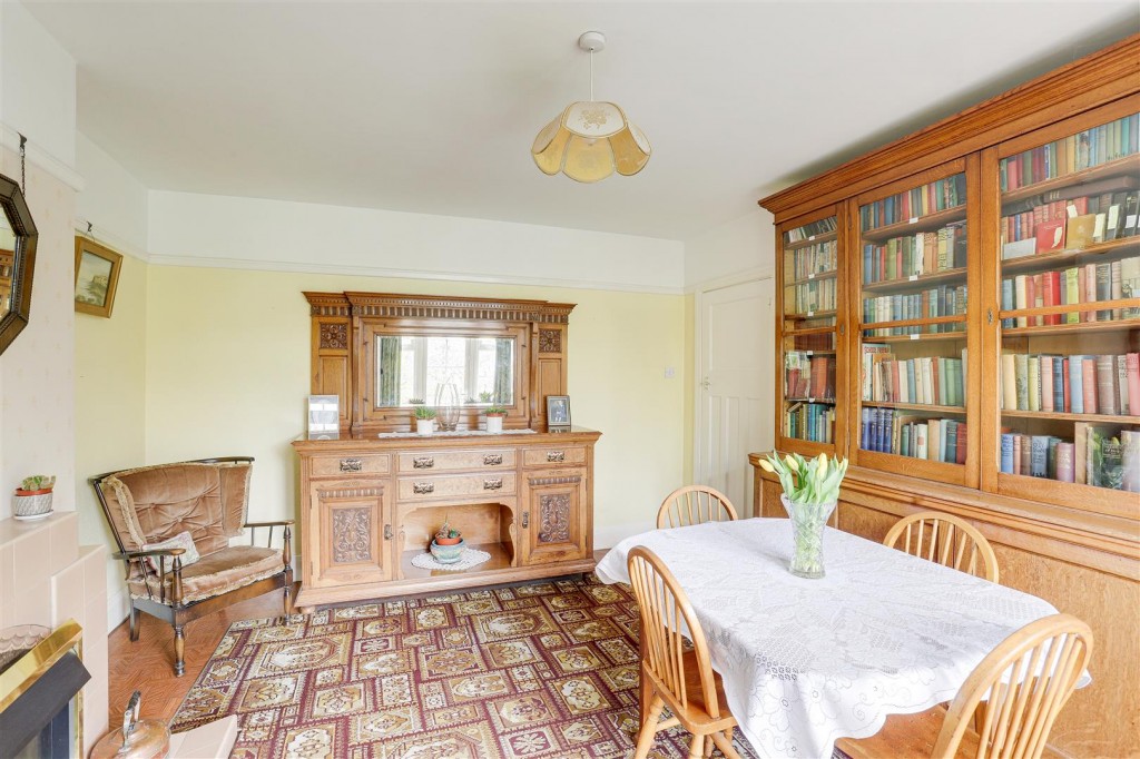 Lady Bay Road, West Bridgford, Nottinghamshire, NG2 5DT