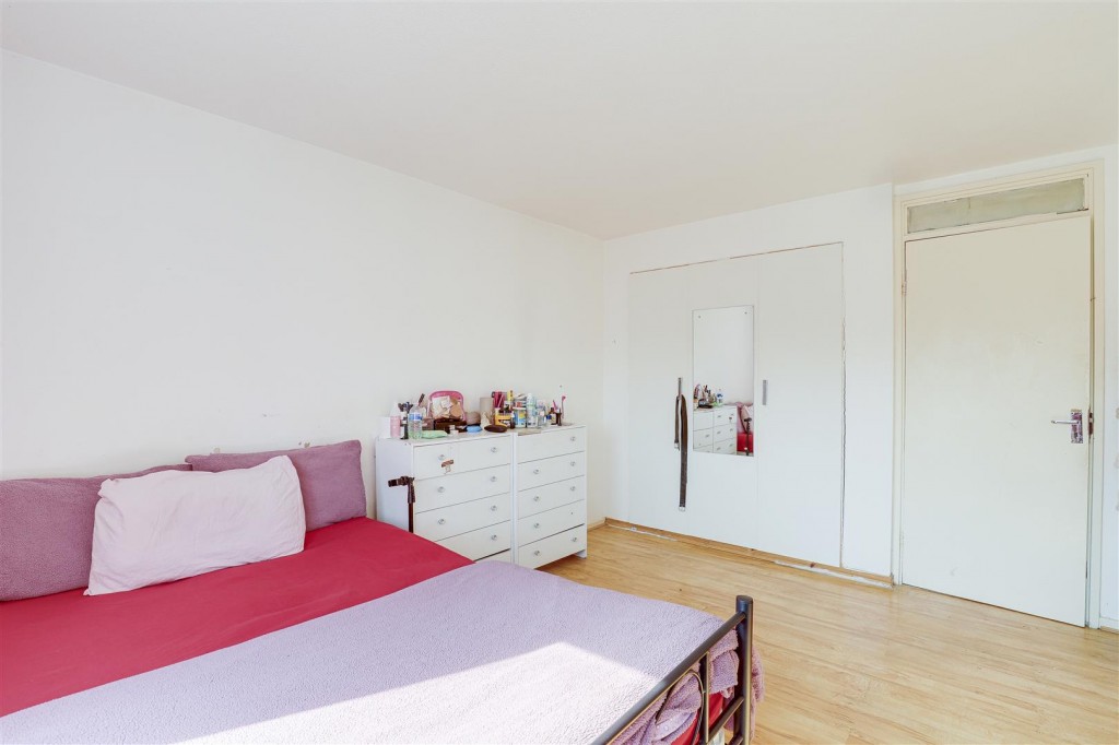 Tulip Avenue, St. Anns, Nottinghamshire, NG3 4PG