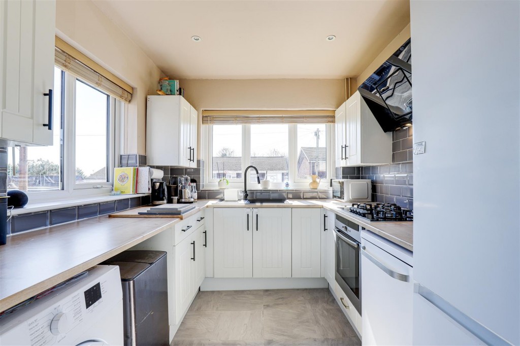 Mays Avenue, Carlton, Nottinghamshire, NG4 1AU
