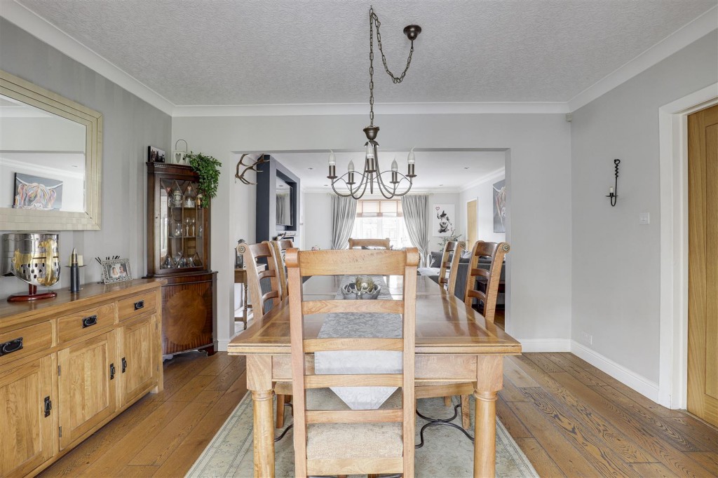 Coppice Road, Arnold, Nottinghamshire, NG5 7HH