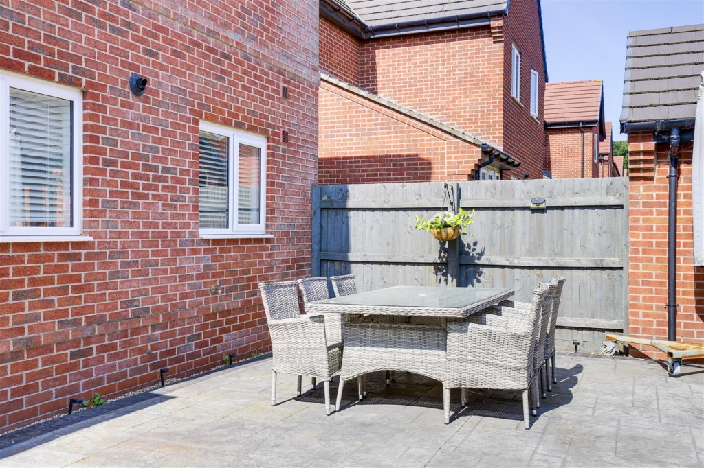 Rose Way, Edwalton, Nottinghamshire, NG12 4JE