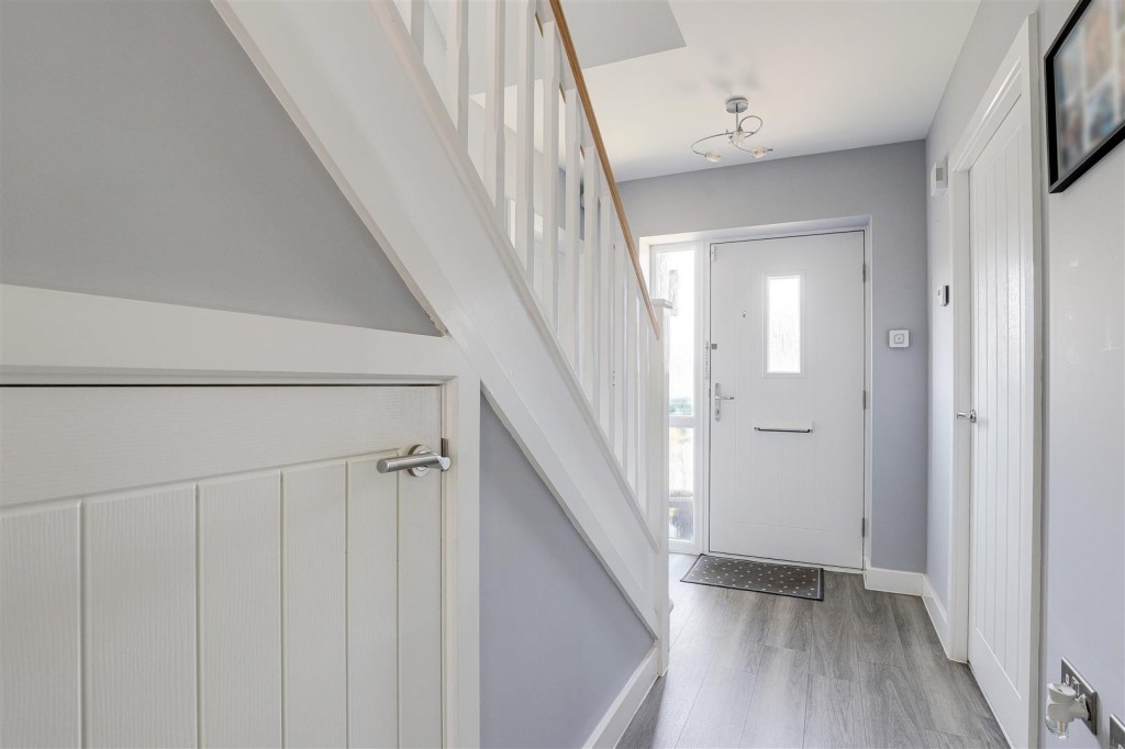 Rose Way, Edwalton, Nottinghamshire, NG12 4JE