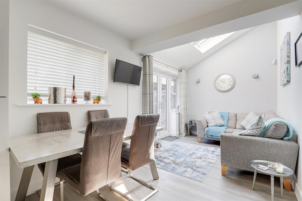 Rose Way, Edwalton, Nottinghamshire, NG12 4JE