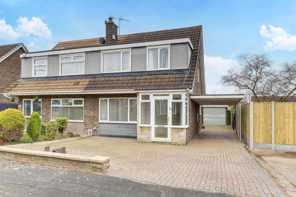 Astle Court, Arnold, Nottinghamshire, NG5 6RU