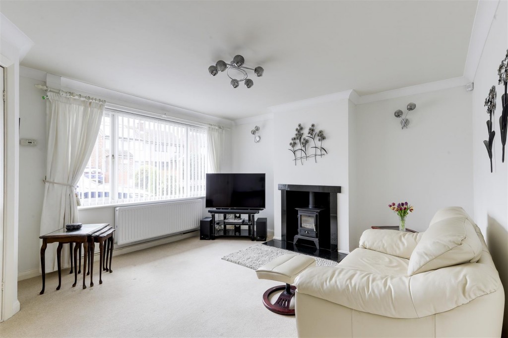 Astle Court, Arnold, Nottinghamshire, NG5 6RU
