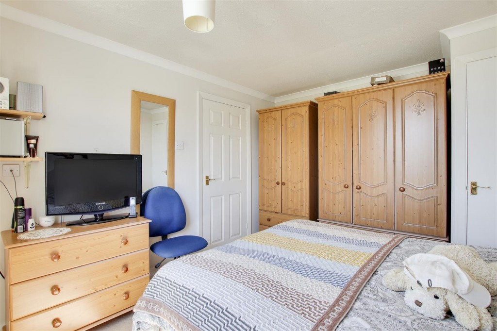 Astle Court, Arnold, Nottinghamshire, NG5 6RU