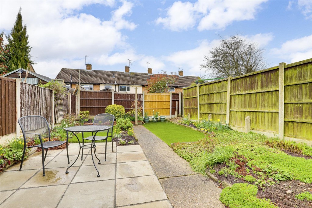 Longmoor Road, Long Eaton, Derbyshire, NG10 4EJ