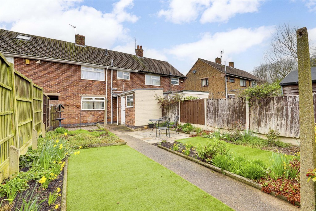Longmoor Road, Long Eaton, Derbyshire, NG10 4EJ