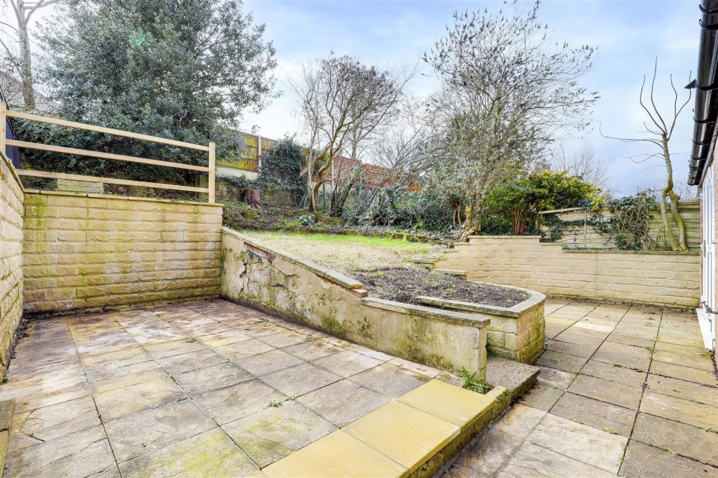 Exton Road, Sherwood, Nottinghamshire, NG5 1HA