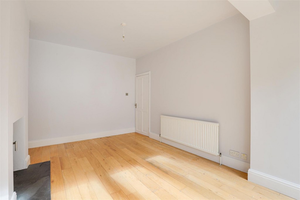 Exton Road, Sherwood, Nottinghamshire, NG5 1HA