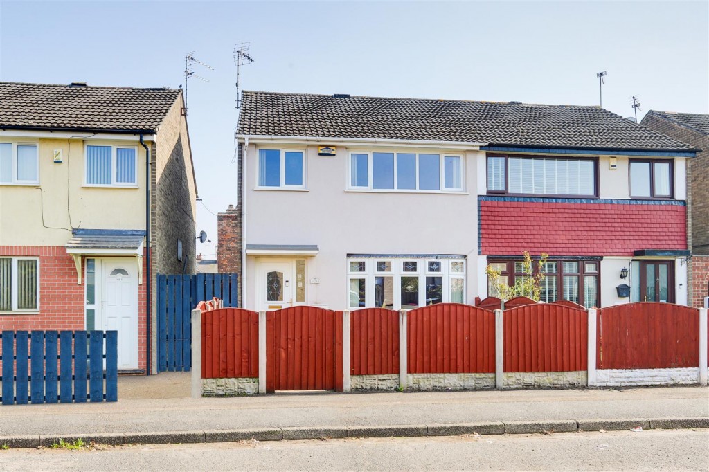 Wilford Crescent West, The Meadows, Nottinghamshire, NG2 2FT