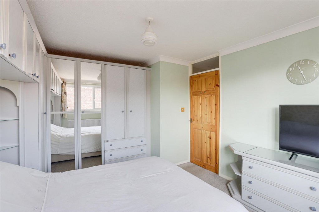 Wilford Crescent West, The Meadows, Nottinghamshire, NG2 2FT