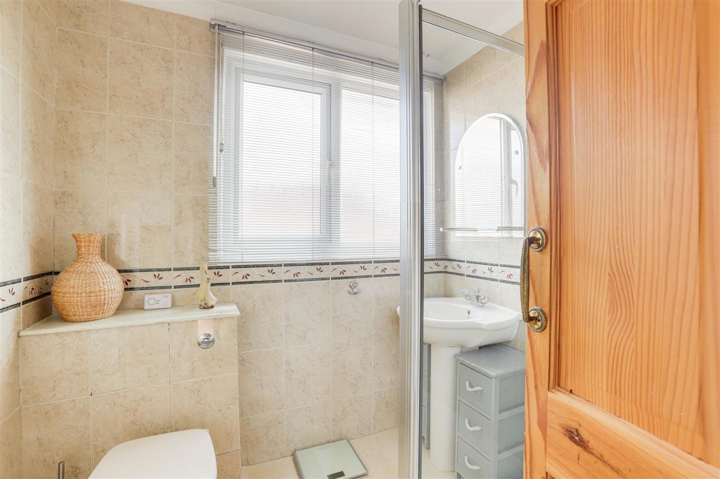 Wilford Crescent West, The Meadows, Nottinghamshire, NG2 2FT
