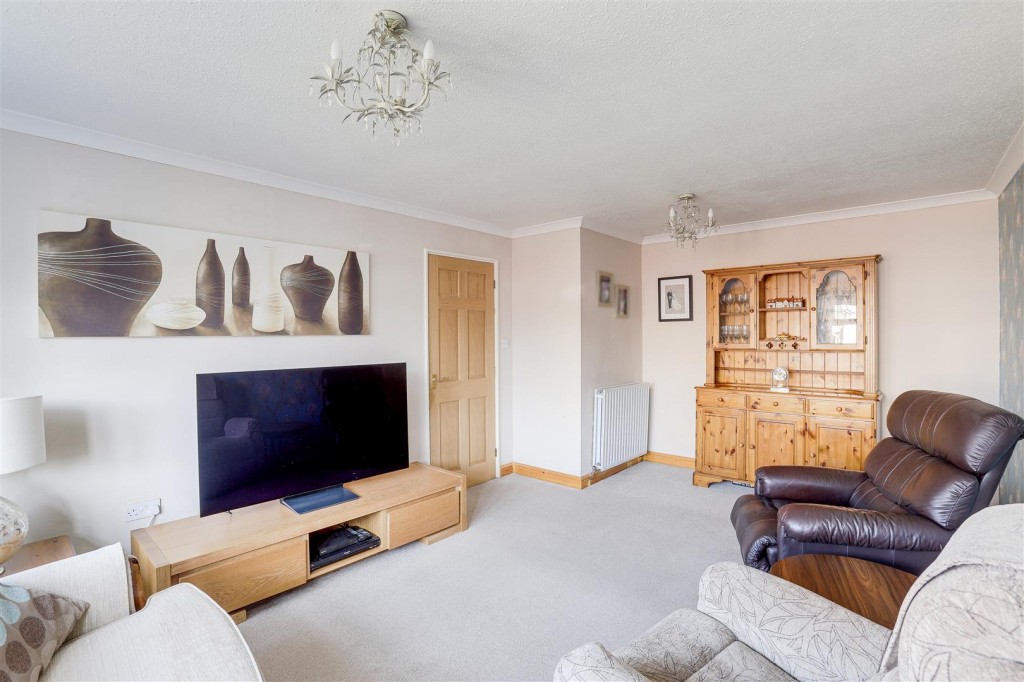 Wilford Crescent West, The Meadows, Nottinghamshire, NG2 2FT