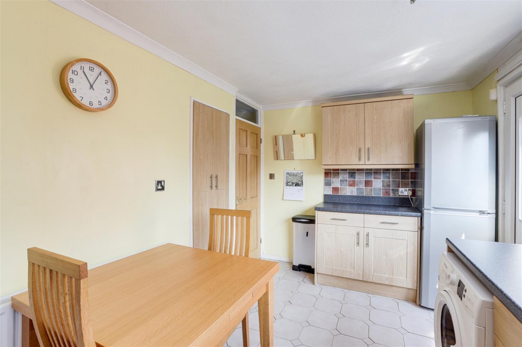 Wilford Crescent West, The Meadows, Nottinghamshire, NG2 2FT