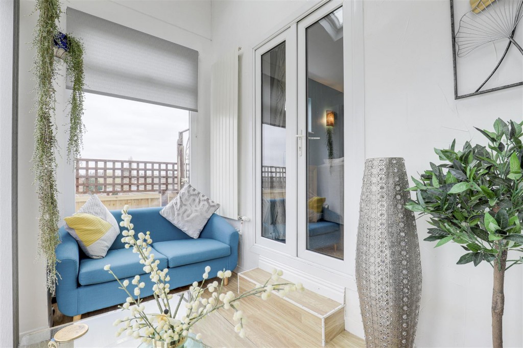 Karen Rise, Arnold, Nottinghamshire, NG5 8GE