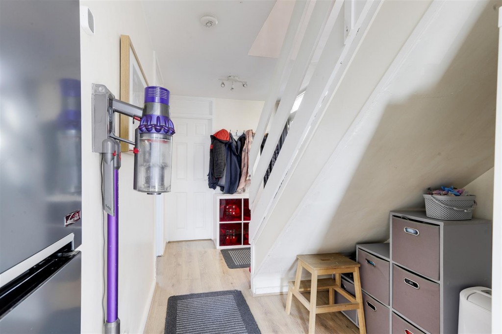 Harris Road, Kirkby-In-Ashfield, Nottinghamshire, NG17 7PL