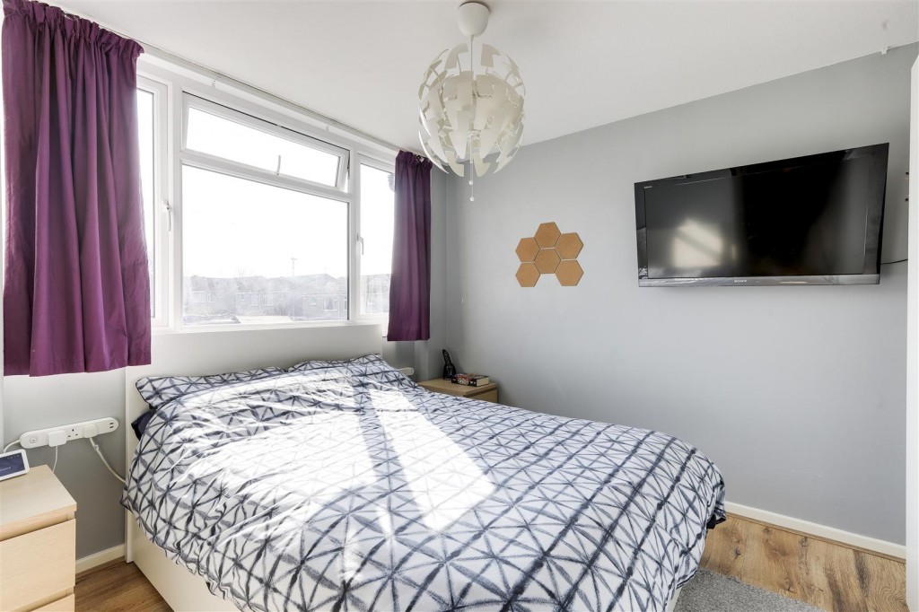 Harris Road, Kirkby-In-Ashfield, Nottinghamshire, NG17 7PL