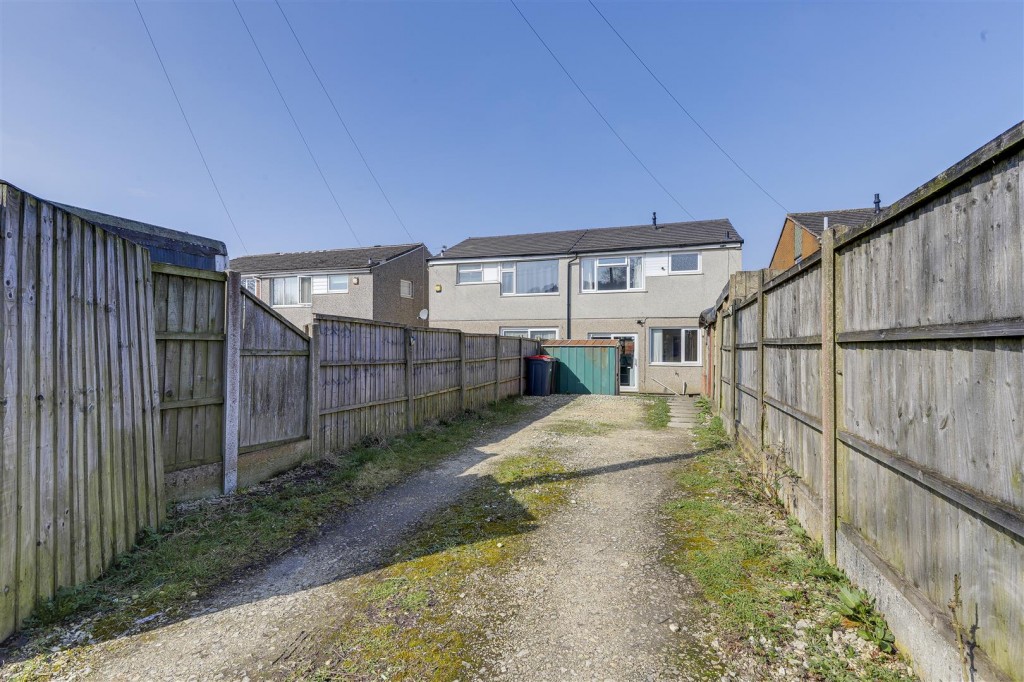 Harris Road, Kirkby-In-Ashfield, Nottinghamshire, NG17 7PL