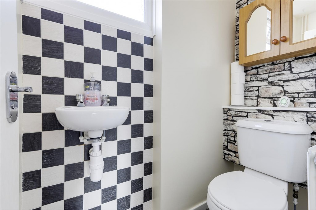 Harris Road, Kirkby-In-Ashfield, Nottinghamshire, NG17 7PL