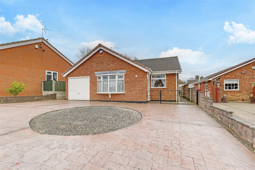 Hilltop Road, Pinxton, Nottinghamshire, NG16 6QJ